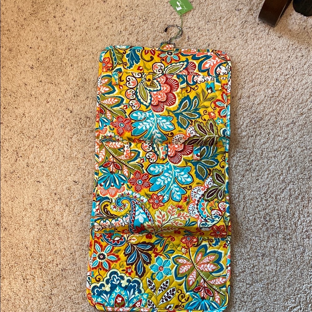 Vera Bradley Red and Yellow Floral Make Up, jewelry organizar - Picture 5 of 5